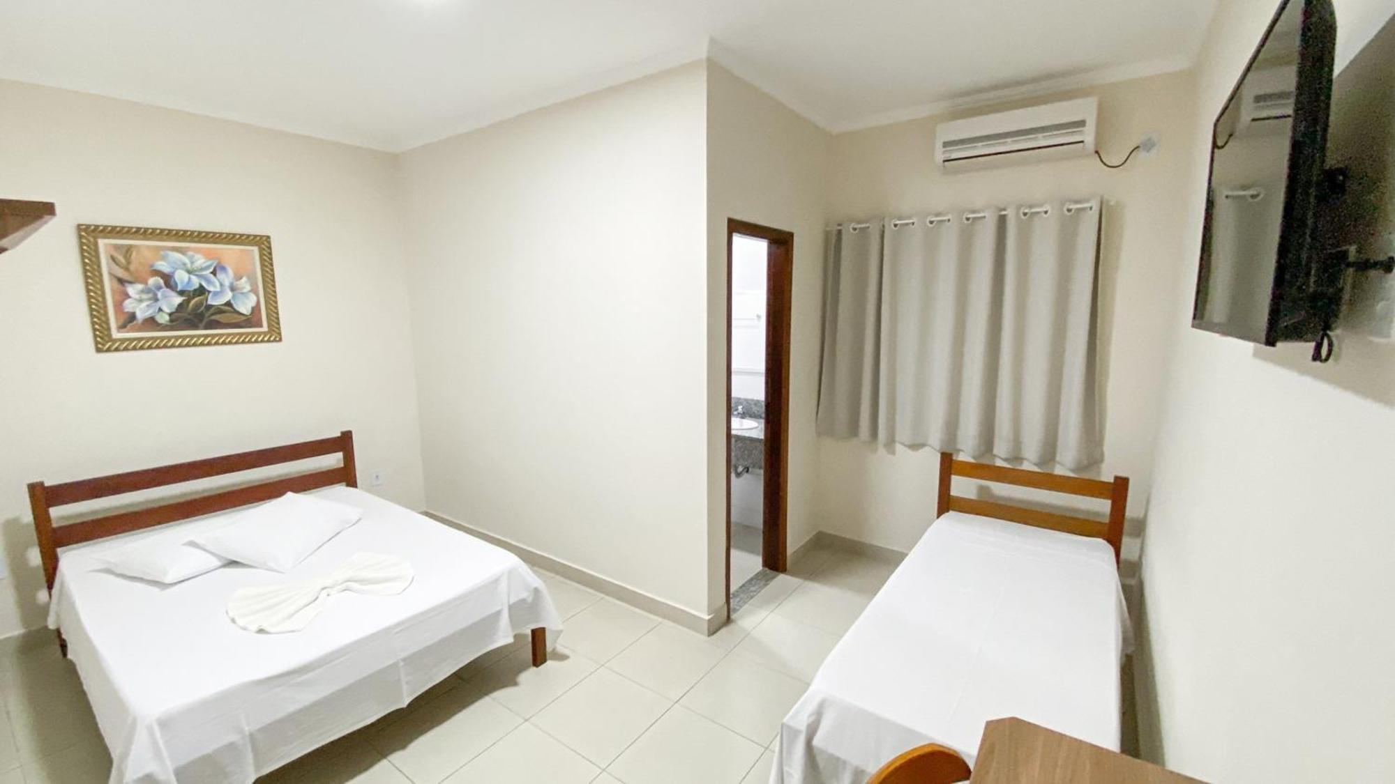 Hotel Graal Inn Келуз Екстериор снимка